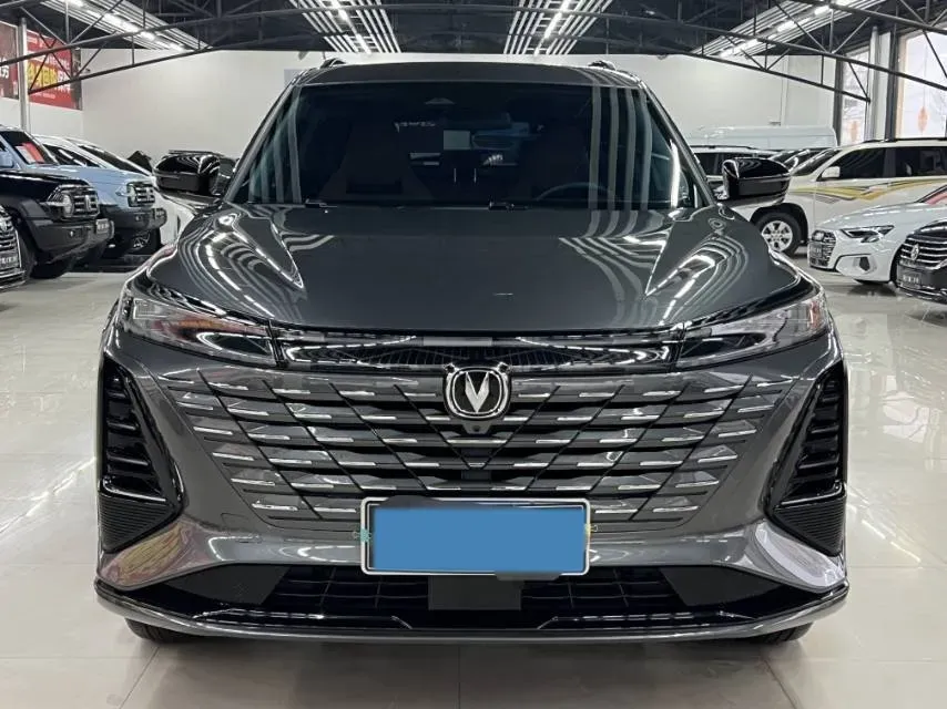 2024 ChangAn CS75 Plus 1.5T 188HP L4 8AT,autocango,china used car exporter,china ev exporter,chinese used car exporter,chinese used ev exporter
