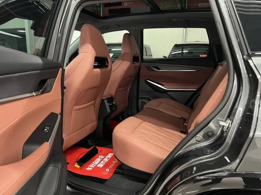 2024 ChangAn CS75 Plus 1.5T 188HP L4 8AT,autocango,china used car exporter,china ev exporter,chinese used car exporter,chinese used ev exporter