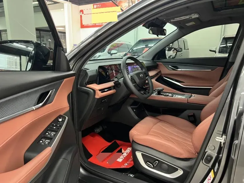 2024 ChangAn CS75 Plus 1.5T 188HP L4 8AT,autocango,china used car exporter,china ev exporter,chinese used car exporter,chinese used ev exporter
