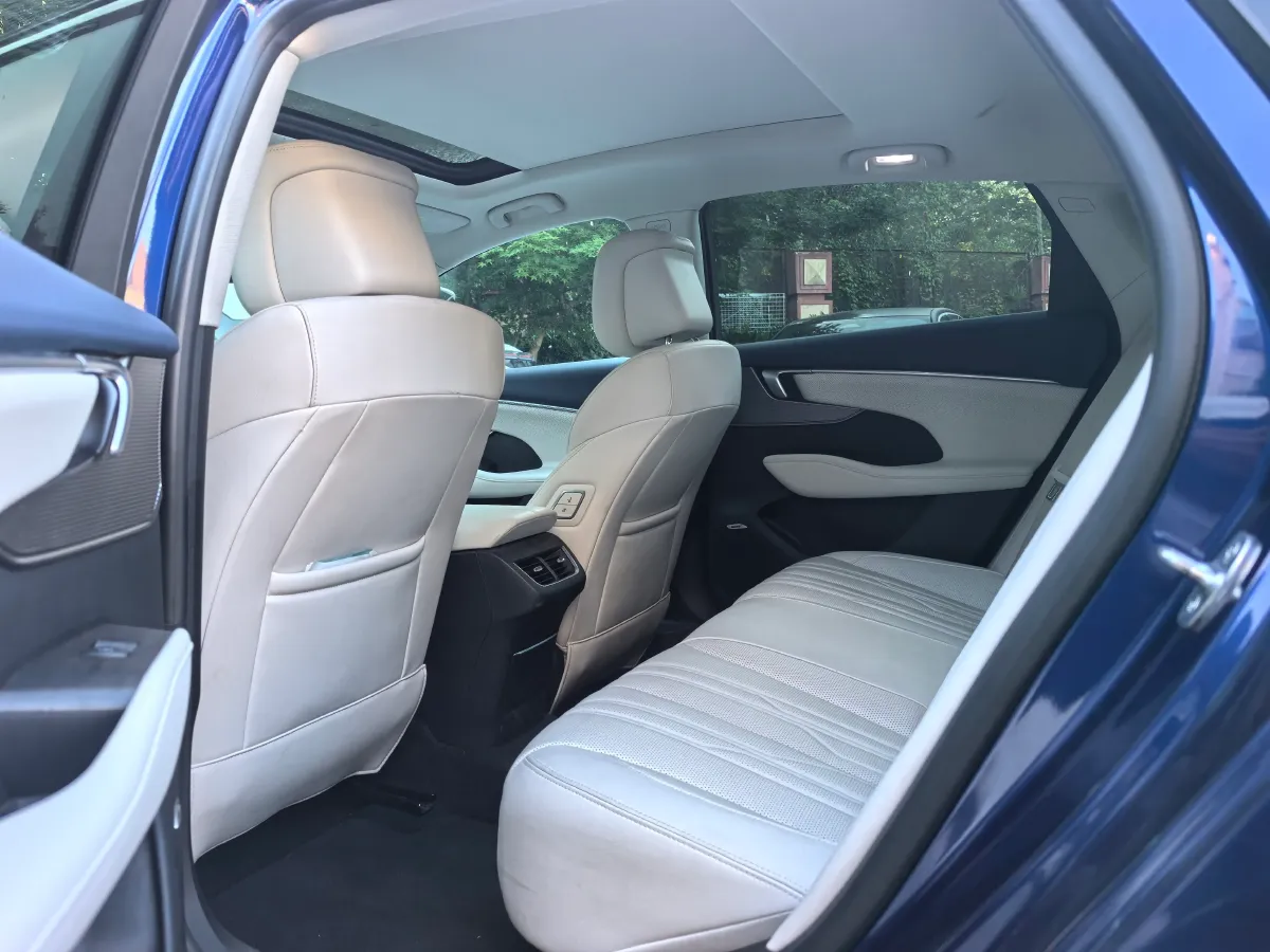 2023 Buick Larcosse 2.0T 237HP L4 9AT,autocango,china used car exporter,china ev exporter,chinese used car exporter,chinese used ev exporter