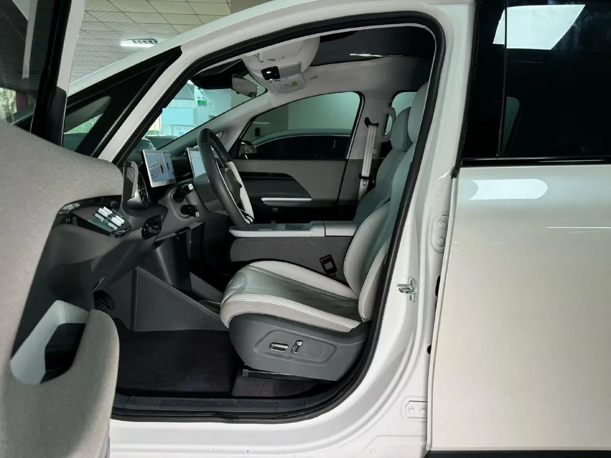 2024 ARCFOX KAOLA S BEV 58.8KWH,autocango,china used car exporter,china ev exporter,chinese used car exporter,chinese used ev exporter