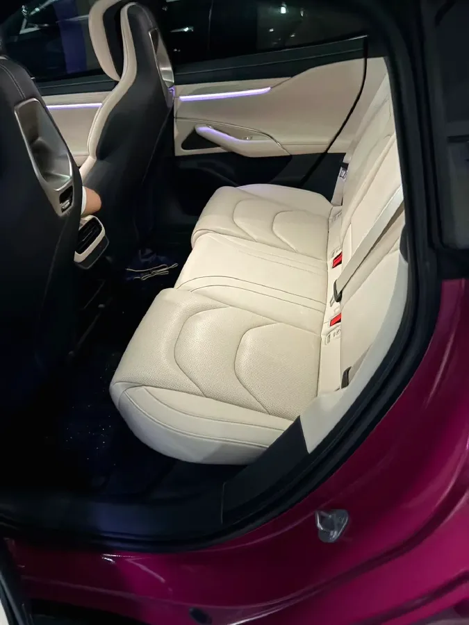 2024 MI SU7 BEV 101KWH,autocango,china used car exporter,china ev exporter,chinese used car exporter,chinese used ev exporter