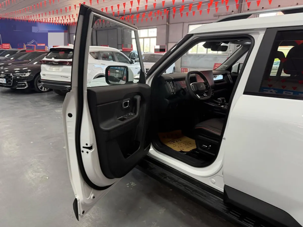 2025 Jetour Traveller 1.5T 184HP L4 7DCT,autocango,china used car exporter,china ev exporter,chinese used car exporter,chinese used ev exporter