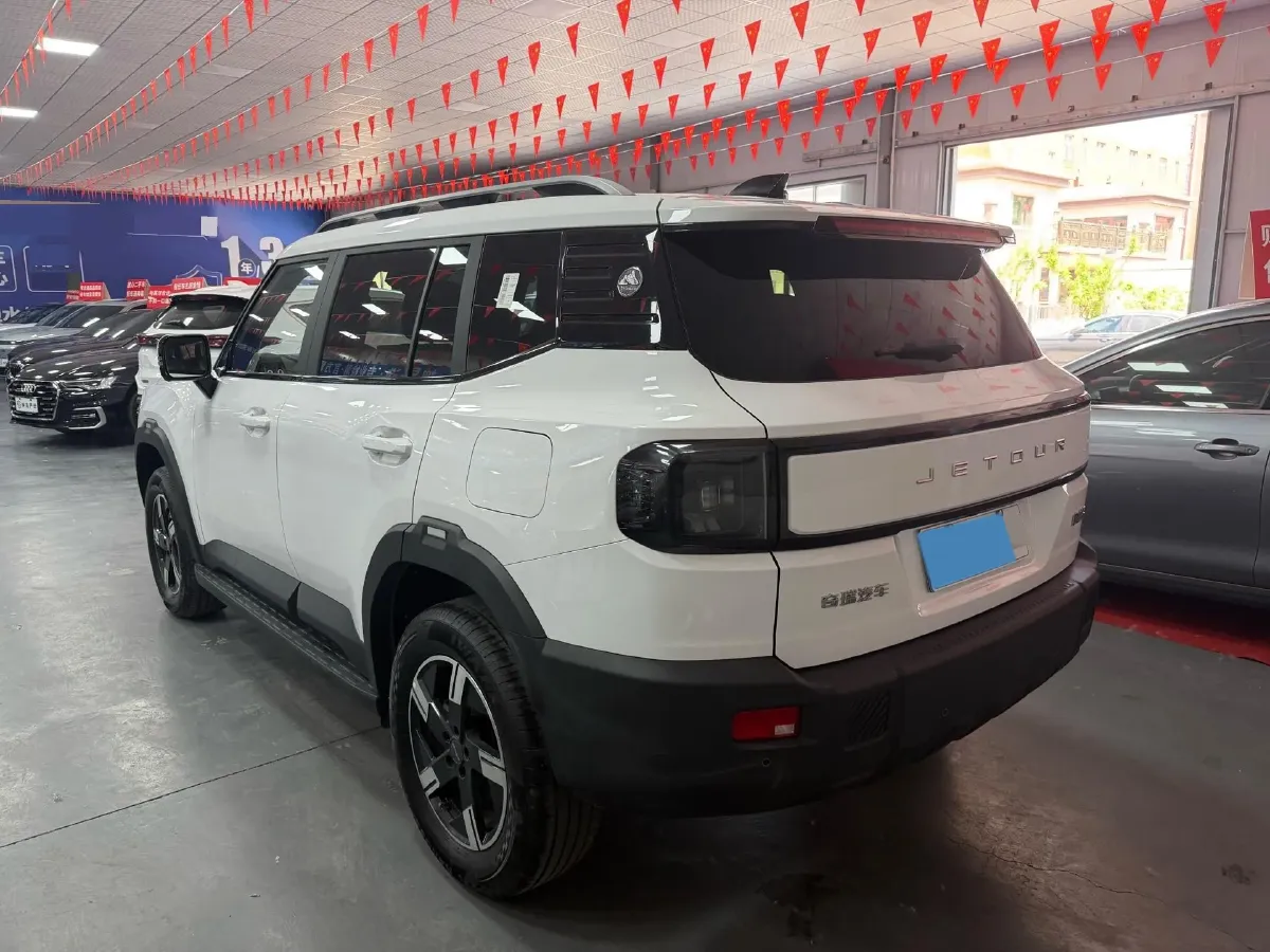 2025 Jetour Traveller 1.5T 184HP L4 7DCT,autocango,china used car exporter,china ev exporter,chinese used car exporter,chinese used ev exporter