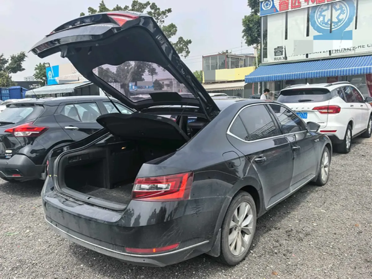 2018 Nissan Terra 2.5L 184HP L4 7AT,autocango,china used car exporter,china ev exporter,chinese used car exporter,chinese used ev exporter