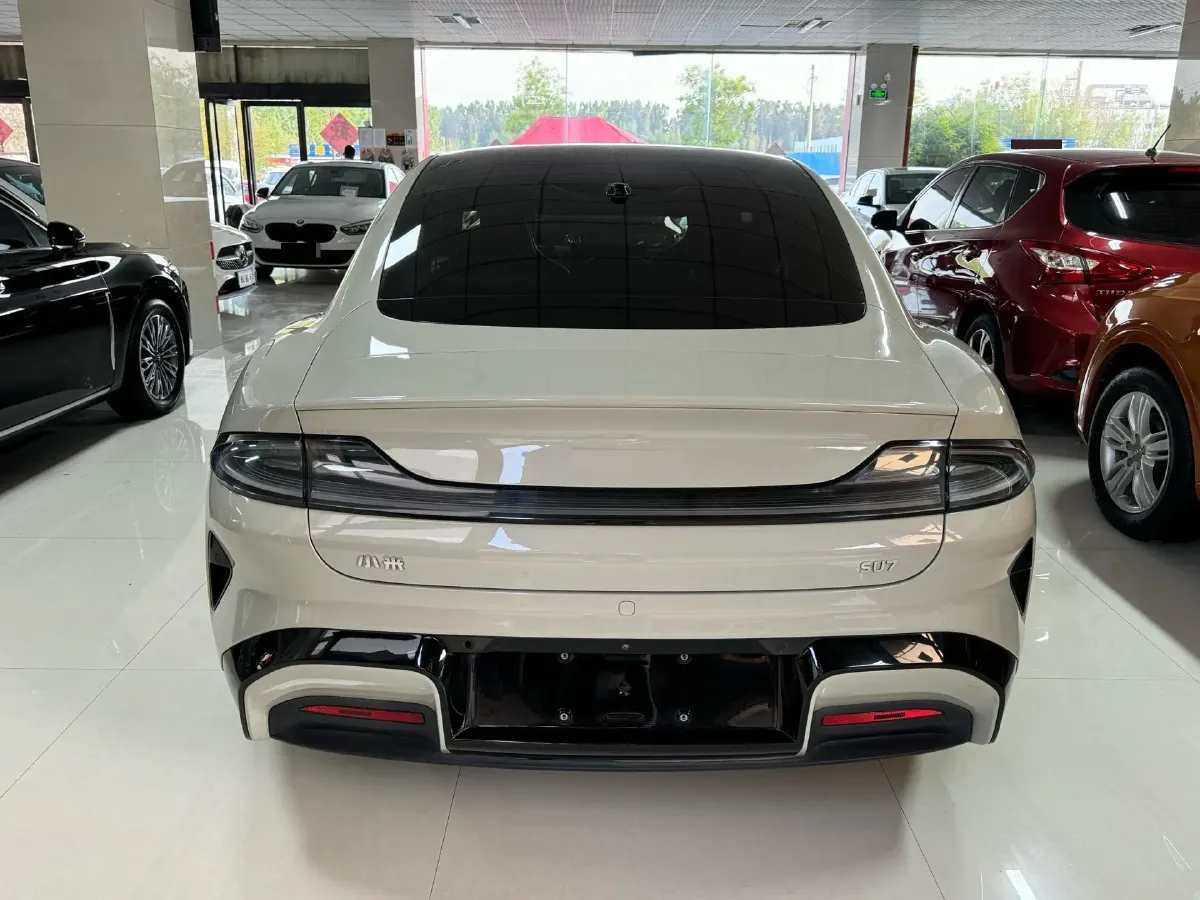 2024 MI SU7 BEV 73.6KWH,autocango,china used car exporter,china ev exporter,chinese used car exporter,chinese used ev exporter