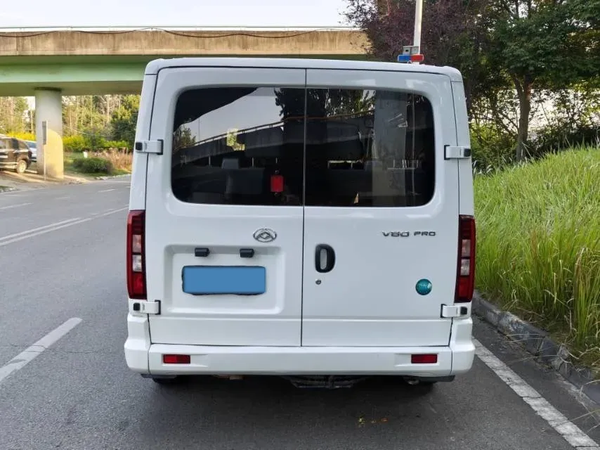 2024 Foton TuYaNuo V 2.0T 152HP L4 6MT,autocango,china used car exporter,china ev exporter,chinese used car exporter,chinese used ev exporter