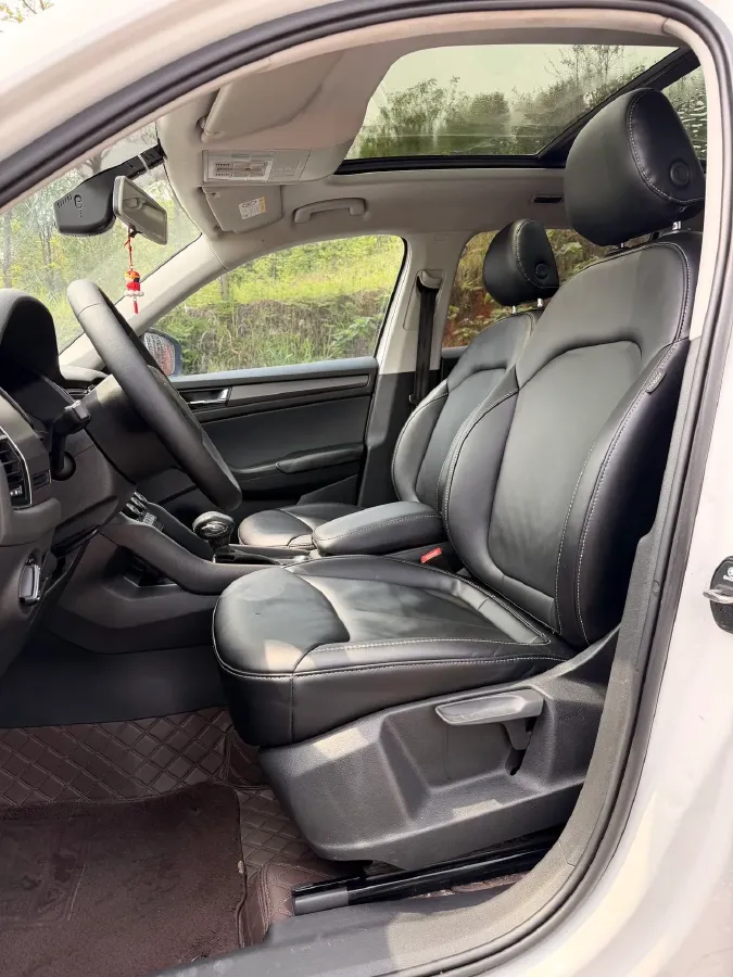 2018 Skoda Kodiak 1.8T 180HP L4 7DCT,autocango,china used car exporter,china ev exporter,chinese used car exporter,chinese used ev exporter