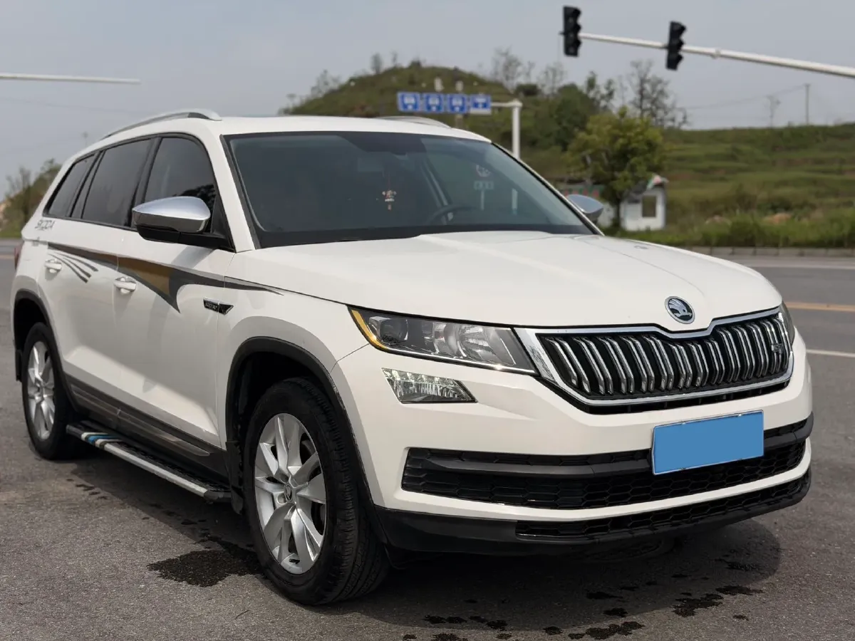 2018 Skoda Kodiak 1.8T 180HP L4 7DCT,autocango,china used car exporter,china ev exporter,chinese used car exporter,chinese used ev exporter