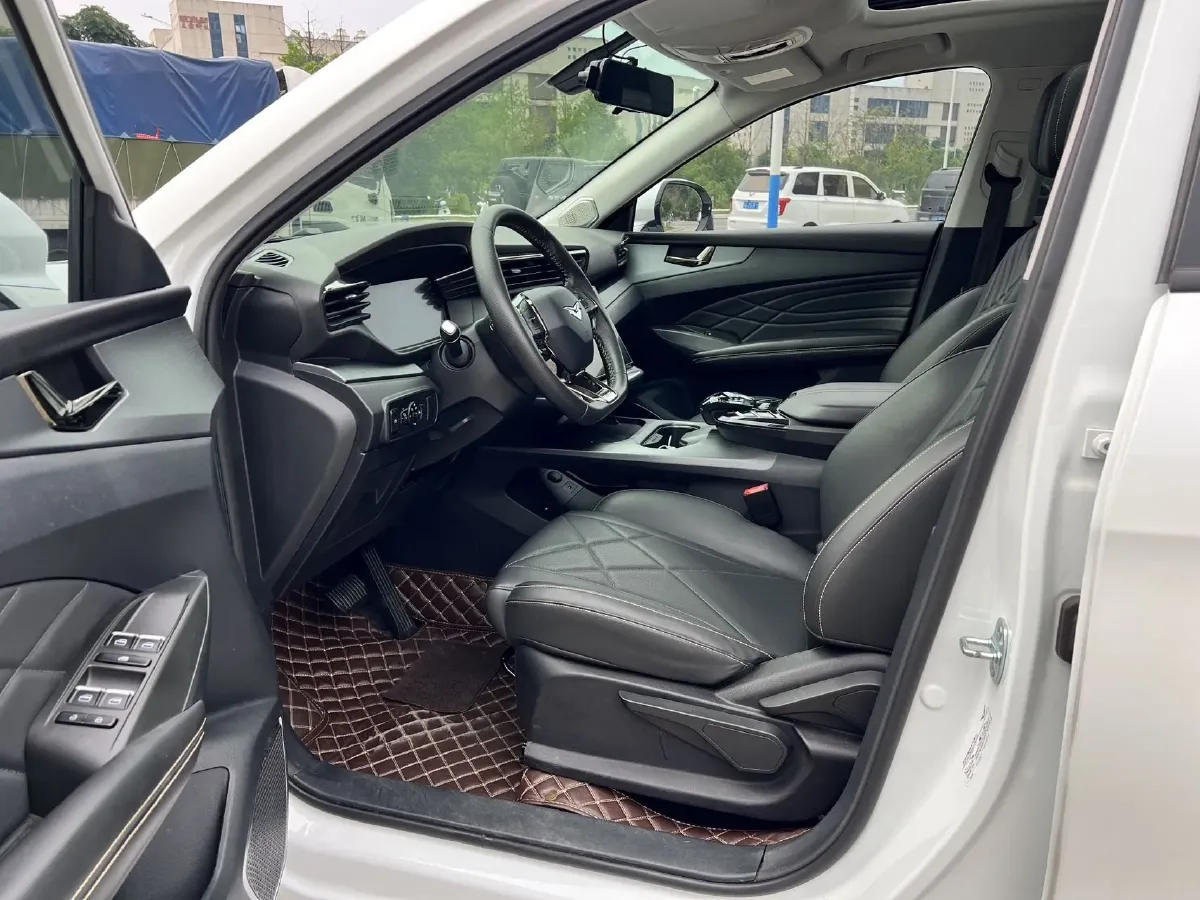 2023 Chery Exploration 06 1.6T 197HP L4 7DCT,autocango,china used car exporter,china ev exporter,chinese used car exporter,chinese used ev exporter