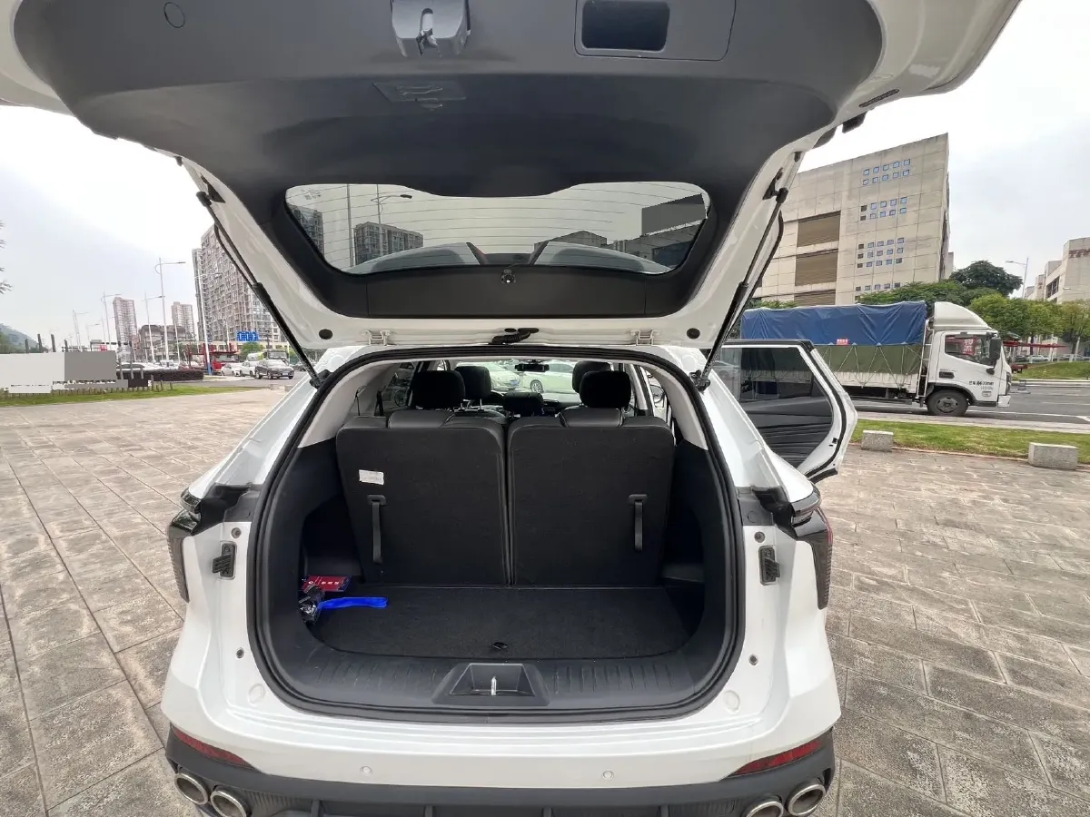 2023 Chery Exploration 06 1.6T 197HP L4 7DCT,autocango,china used car exporter,china ev exporter,chinese used car exporter,chinese used ev exporter