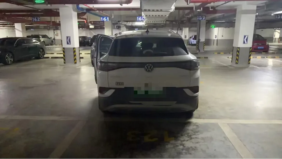2021 Volkswagen ID.4 Crozz BEV 55.7KWH,autocango,china used car exporter,china ev exporter,chinese used car exporter,chinese used ev exporter