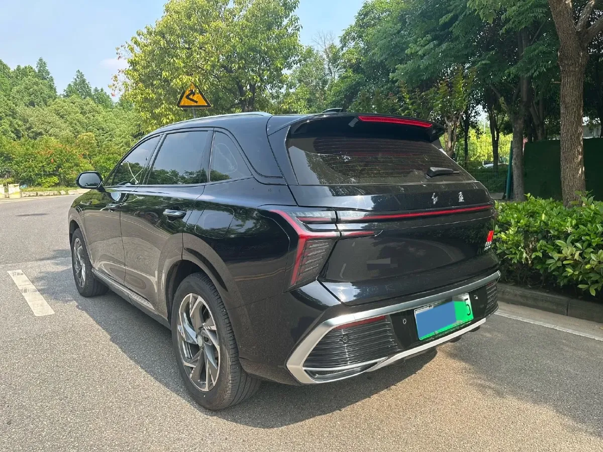 2024 HongQi HS3 1.5T 169HP L4 1DHT PHEV 18.4KWH,autocango,china used car exporter,china ev exporter,chinese used car exporter,chinese used ev exporter