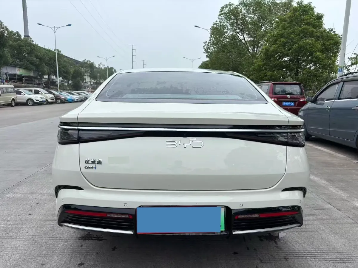 2025 BYD Seal07 DM-i 1.5L 101HP L4 E-CVT PHEV 17.6KWH,autocango,china used car exporter,china ev exporter,chinese used car exporter,chinese used ev exporter
