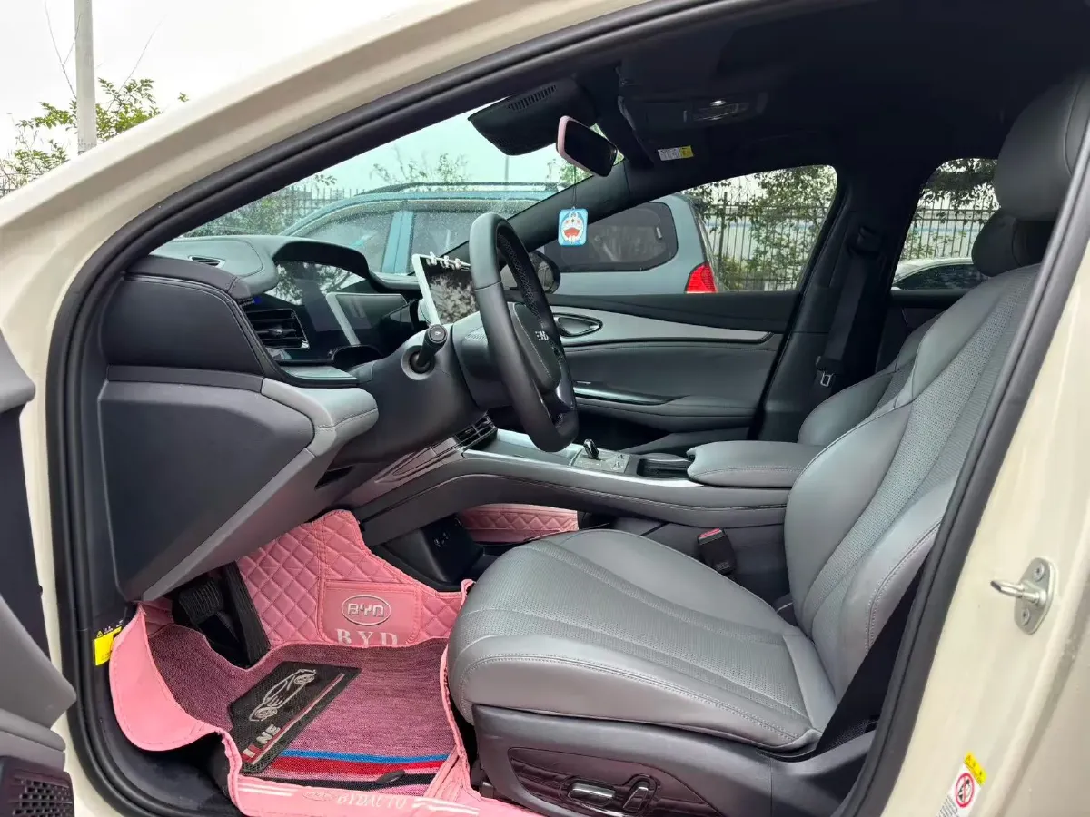 2025 BYD Seal07 DM-i 1.5L 101HP L4 E-CVT PHEV 17.6KWH,autocango,china used car exporter,china ev exporter,chinese used car exporter,chinese used ev exporter