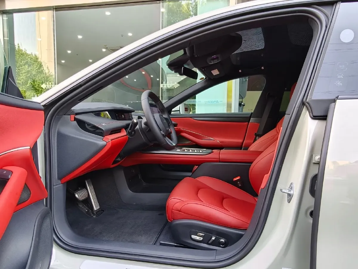 2024 MI SU7 BEV 101KWH,autocango,china used car exporter,china ev exporter,chinese used car exporter,chinese used ev exporter
