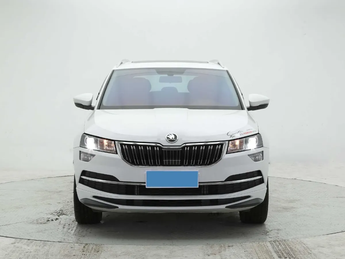 2023 Skoda Karoq 1.4T 150HP L4 7DCT,autocango,china used car exporter,china ev exporter,chinese used car exporter,chinese used ev exporter