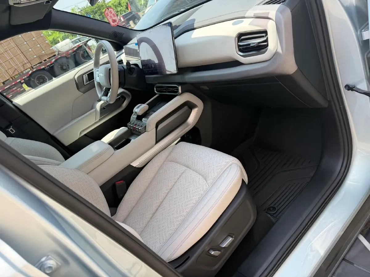 2025 FangChengBao Tai 3 BEV,autocango,china used car exporter,china ev exporter,chinese used car exporter,chinese used ev exporter
