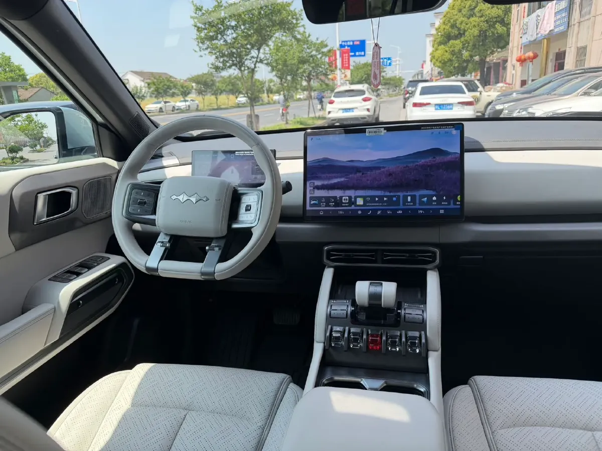 2025 FangChengBao Tai 3 BEV,autocango,china used car exporter,china ev exporter,chinese used car exporter,chinese used ev exporter
