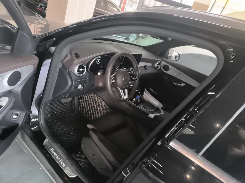 2021 Mercedes-Benz GLC Class 2.0T 197HP L4 9AT,autocango,china used car exporter,china ev exporter,chinese used car exporter,chinese used ev exporter