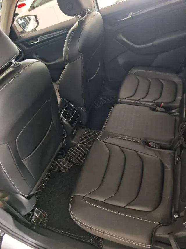 2017 Skoda Kodiak 1.8T 180HP L4 7DCT,autocango,china used car exporter,china ev exporter,chinese used car exporter,chinese used ev exporter