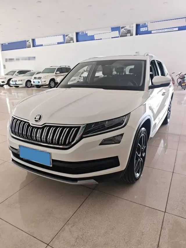 2017 Skoda Kodiak 1.8T 180HP L4 7DCT,autocango,china used car exporter,china ev exporter,chinese used car exporter,chinese used ev exporter