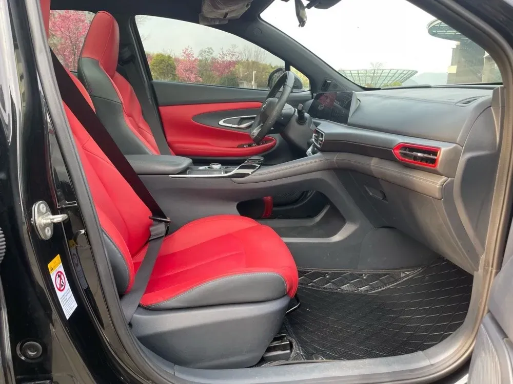 2020 ChangAn UNI-T 1.5T 180HP L4 7DCT,autocango,china used car exporter,china ev exporter,chinese used car exporter,chinese used ev exporter