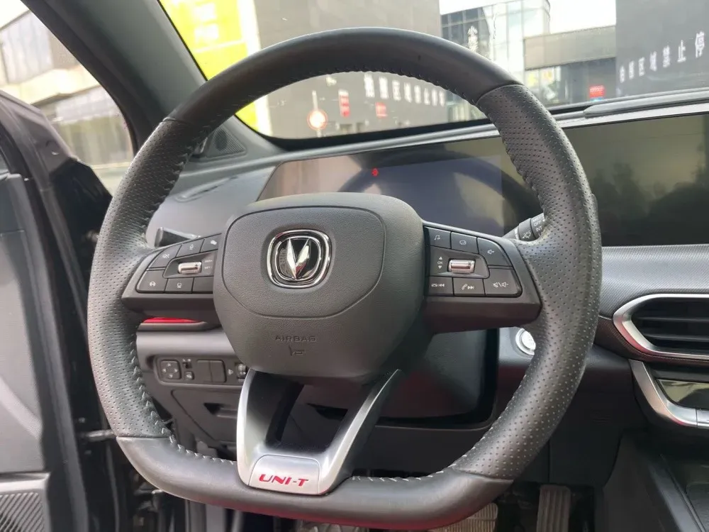 2020 ChangAn UNI-T 1.5T 180HP L4 7DCT,autocango,china used car exporter,china ev exporter,chinese used car exporter,chinese used ev exporter