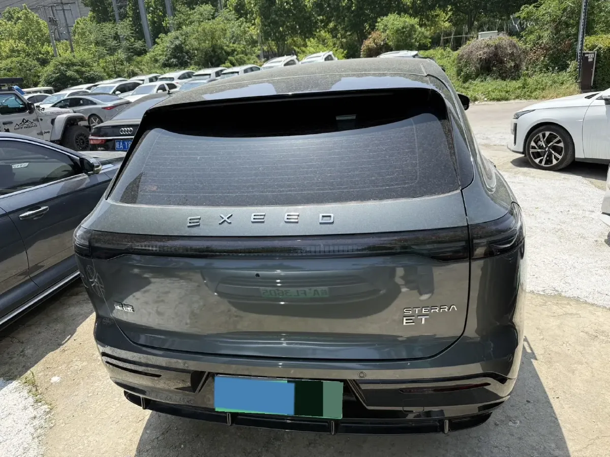 2024 Exceed Sterra ET REEV 156HP REEV 32KWH,autocango,china used car exporter,china ev exporter,chinese used car exporter,chinese used ev exporter