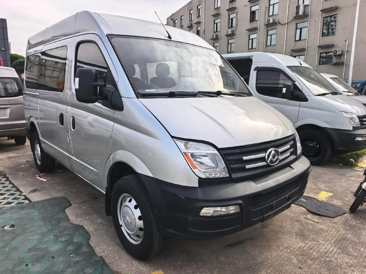 2020 MAXUS XinTu V80 2.5T 136HP L4 6MT,autocango,china used car exporter,china ev exporter,chinese used car exporter,chinese used ev exporter