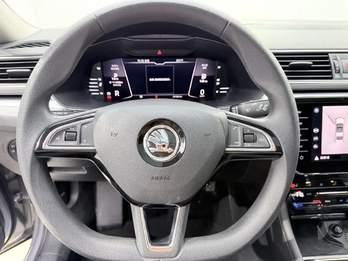 2022 Skoda Superb 1.4T 150HP L4 7DCT,autocango,china used car exporter,china ev exporter,chinese used car exporter,chinese used ev exporter