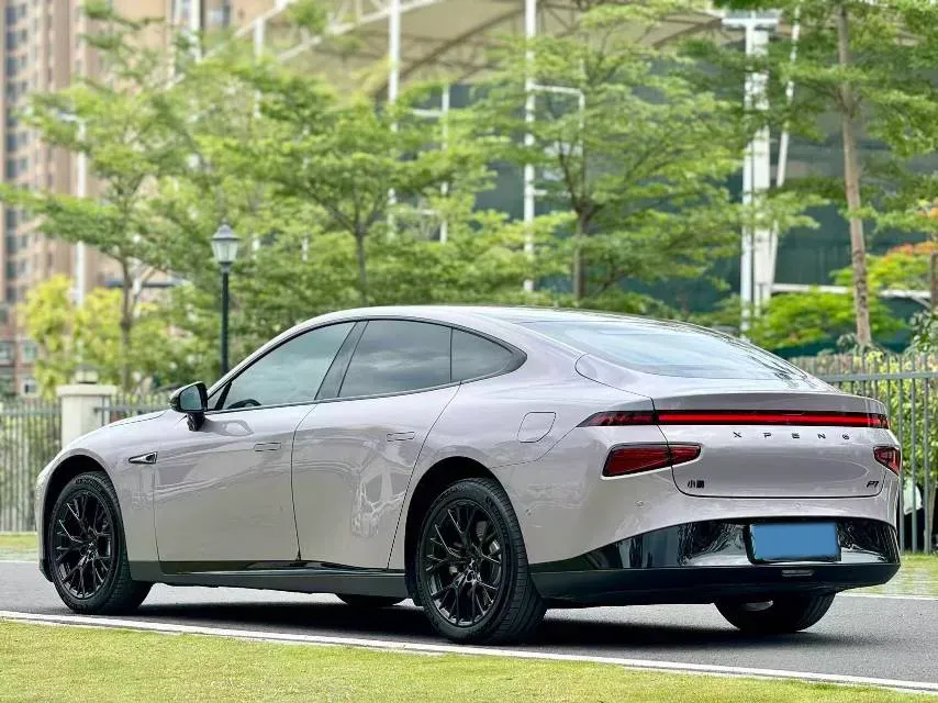 2024 Xpeng P7 BEV 86.2KWH,autocango,china used car exporter,china ev exporter,chinese used car exporter,chinese used ev exporter