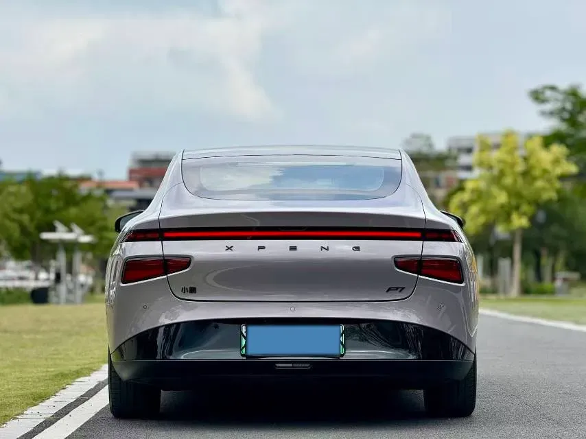 2024 Xpeng P7 BEV 86.2KWH,autocango,china used car exporter,china ev exporter,chinese used car exporter,chinese used ev exporter