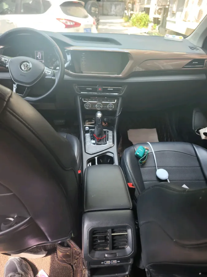 2021 Volkswagen Tharu 1.4T 150HP L4 7DCT,autocango,china used car exporter,china ev exporter,chinese used car exporter,chinese used ev exporter
