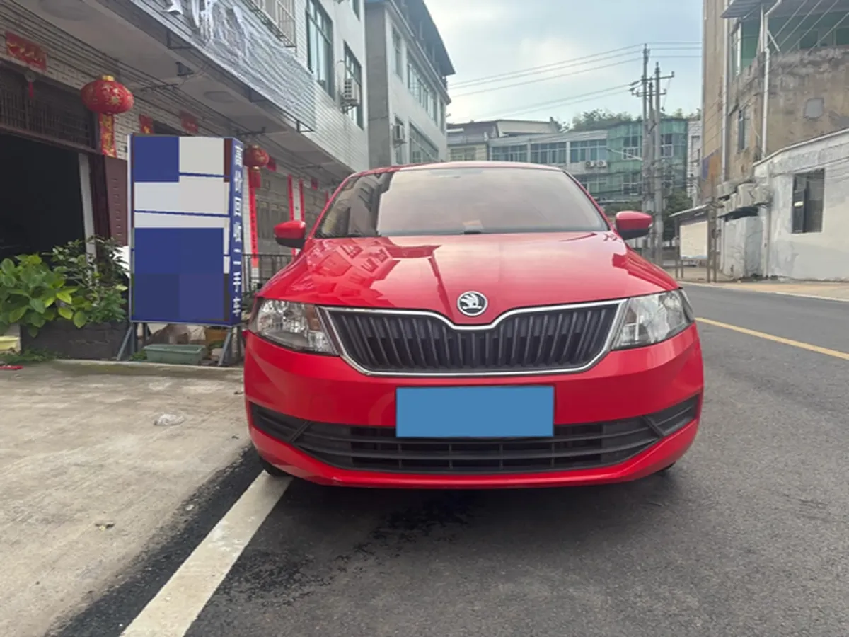 2018 Skoda Rapid Spaceback 1.6L 110HP L4 6AT,autocango,china used car exporter,china ev exporter,chinese used car exporter,chinese used ev exporter