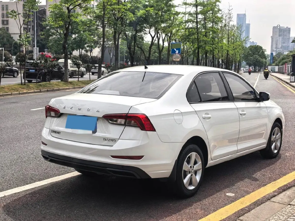 2020 Skoda Rapid 1.5L 112HP L4 6AT,autocango,china used car exporter,china ev exporter,chinese used car exporter,chinese used ev exporter
