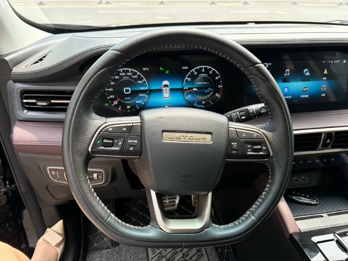 2024 Jetour X90 Plus 1.6T 197HP L4 7DCT,autocango,china used car exporter,china ev exporter,chinese used car exporter,chinese used ev exporter