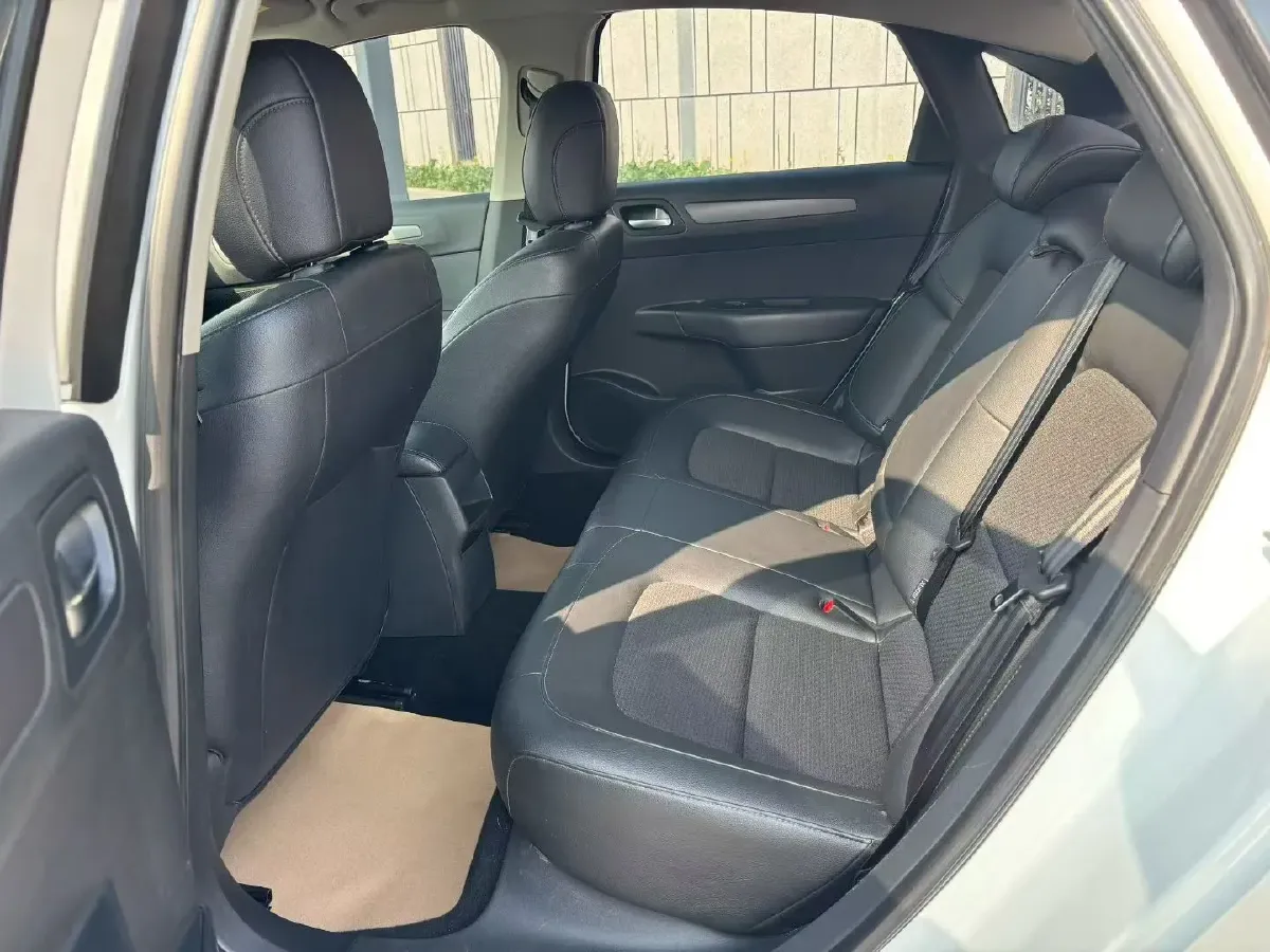 2016 JinBei Grace 2.0L 106HP L4 5MT,autocango,china used car exporter,china ev exporter,chinese used car exporter,chinese used ev exporter