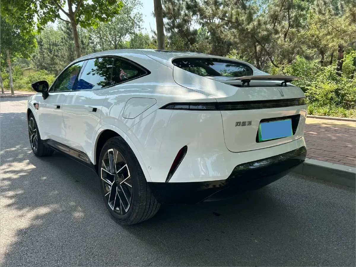 2025 Avatr 11 BEV,autocango,china used car exporter,china ev exporter,chinese used car exporter,chinese used ev exporter