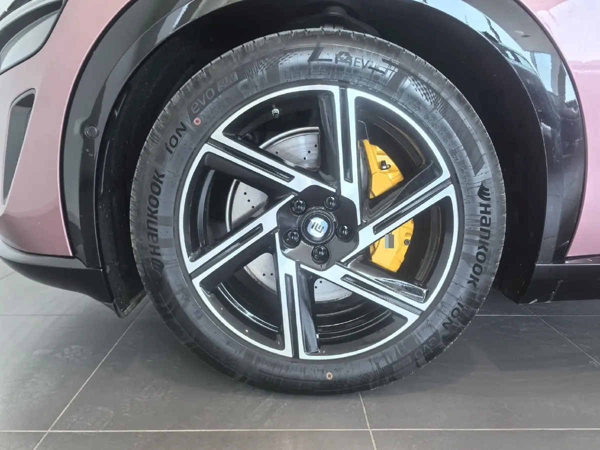 2025 MI YU7 BEV 101.7KWH,autocango,china used car exporter,china ev exporter,chinese used car exporter,chinese used ev exporter