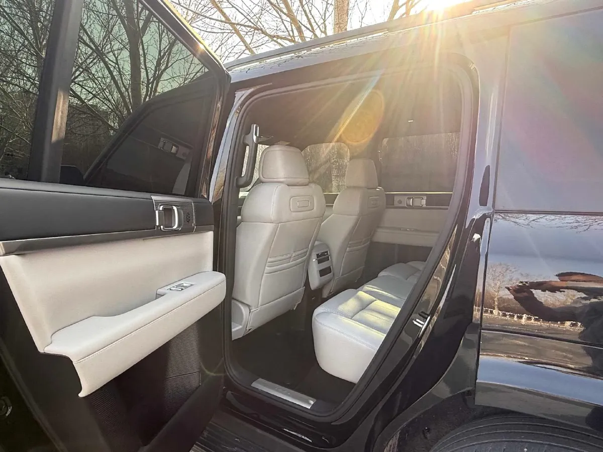 2025 FangChengBao Tai 7 1.5T 156HP L4 E-CVT PHEV,autocango,china used car exporter,china ev exporter,chinese used car exporter,chinese used ev exporter
