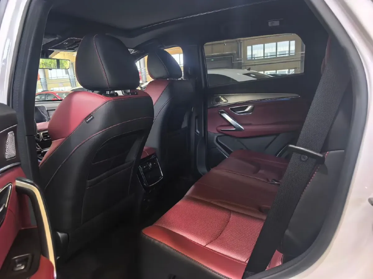 2021 Jetour X70 Plus 1.6T 197HP L4 7DCT,autocango,china used car exporter,china ev exporter,chinese used car exporter,chinese used ev exporter