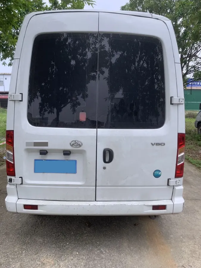 2024 JMC DaDao 2.3T 177HP L4 6MT,autocango,china used car exporter,china ev exporter,chinese used car exporter,chinese used ev exporter