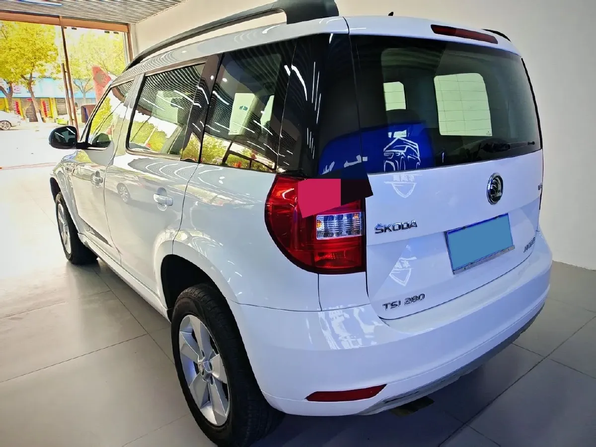 2017 Skoda Yeti 1.4T 150HP L4 7DCT,autocango,china used car exporter,china ev exporter,chinese used car exporter,chinese used ev exporter