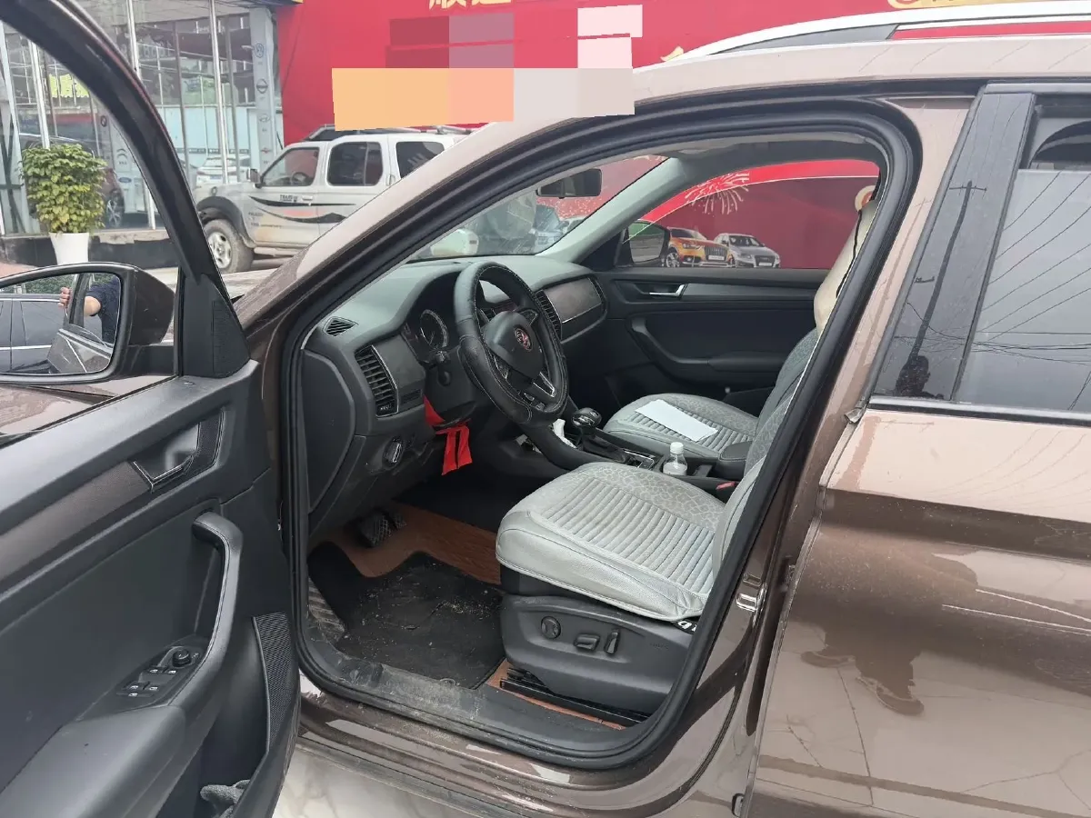 2018 Skoda Kodiak 2.0T 186HP L4 7DCT,autocango,china used car exporter,china ev exporter,chinese used car exporter,chinese used ev exporter
