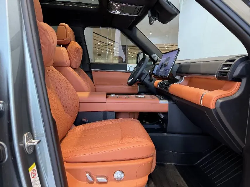 2025 FangChengBao Tai 7 1.5T 156HP L4 E-CVT PHEV,autocango,china used car exporter,china ev exporter,chinese used car exporter,chinese used ev exporter