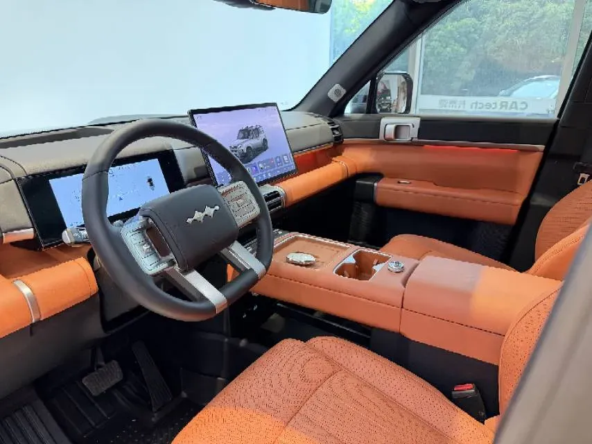 2025 FangChengBao Tai 7 1.5T 156HP L4 E-CVT PHEV,autocango,china used car exporter,china ev exporter,chinese used car exporter,chinese used ev exporter