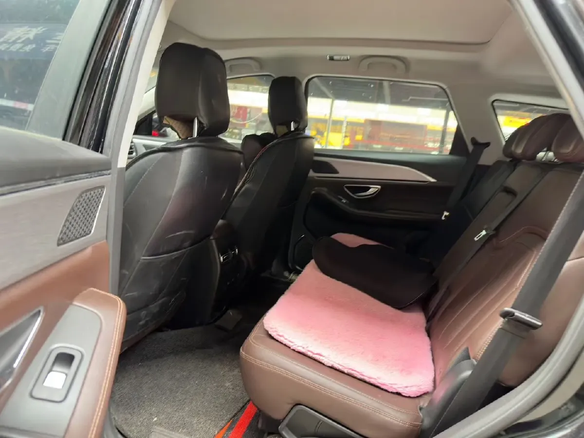 2021 Jetour X90 1.6T 197HP L4 7DCT,autocango,china used car exporter,china ev exporter,chinese used car exporter,chinese used ev exporter