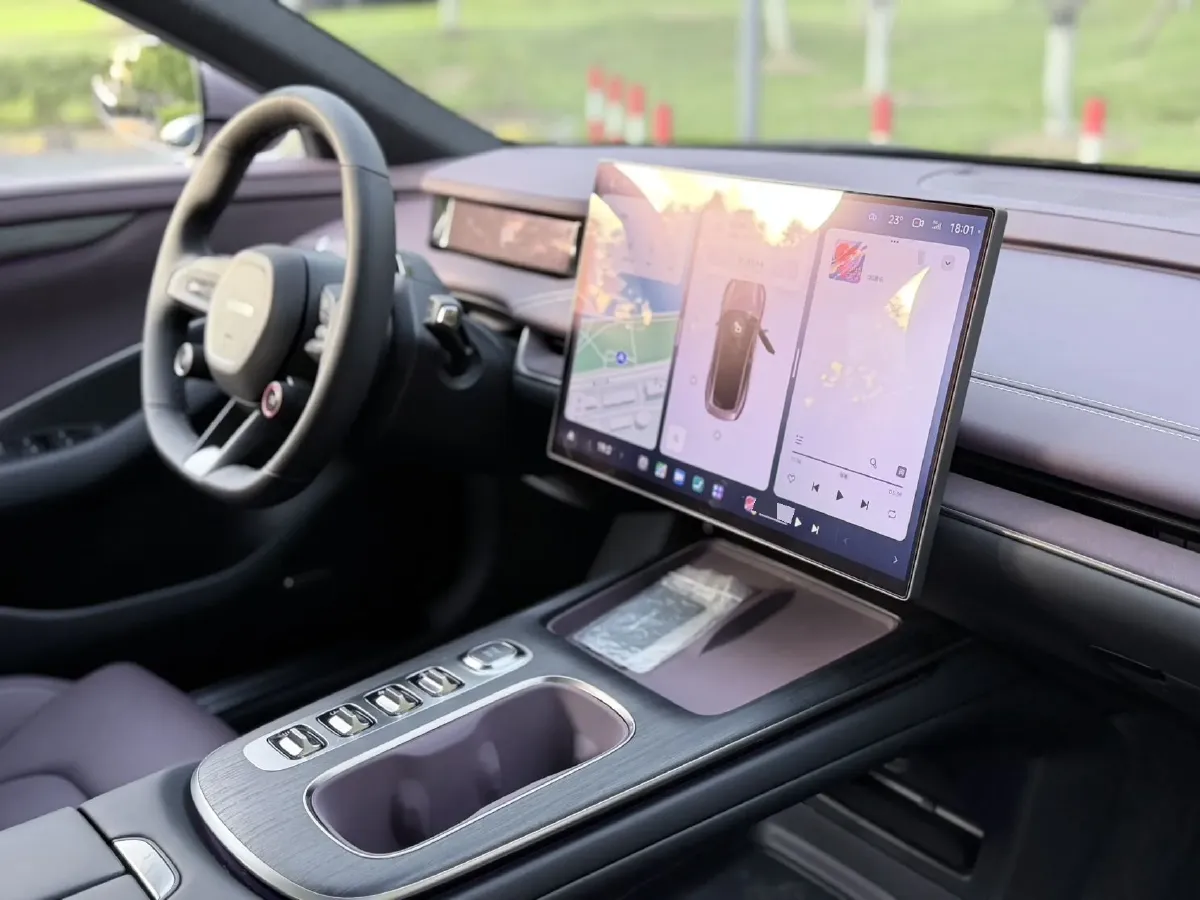 2024 MI SU7 BEV 94.3KWH,autocango,china used car exporter,china ev exporter,chinese used car exporter,chinese used ev exporter