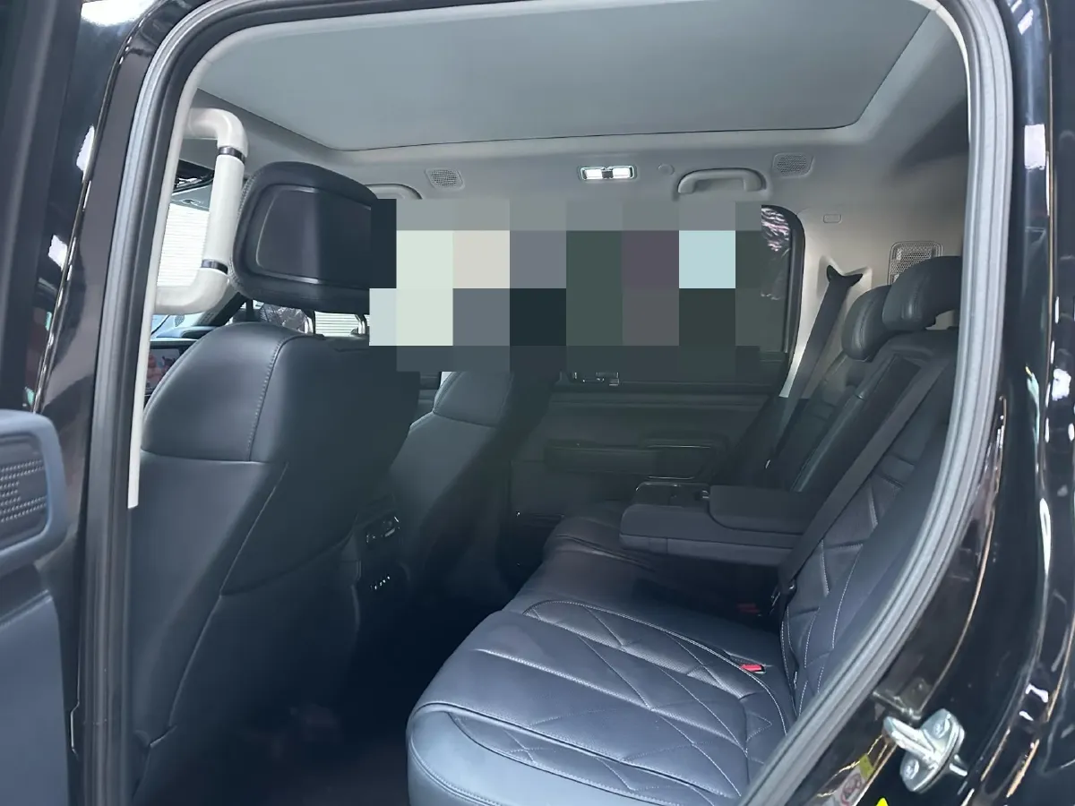 2025 FangChengBao Bao 5 1.5T 194HP L4 E-CVT PHEV 31.8KWH,autocango,china used car exporter,china ev exporter,chinese used car exporter,chinese used ev exporter